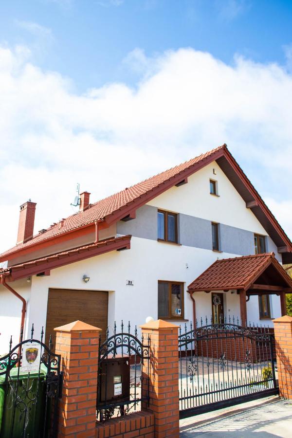 Ewa Pokoje Goscinne Mieroszyno Exterior photo
